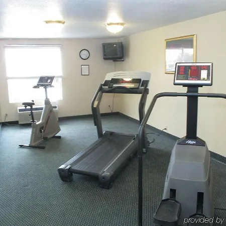 Quality Inn & Suites Winter Park Village Area 
